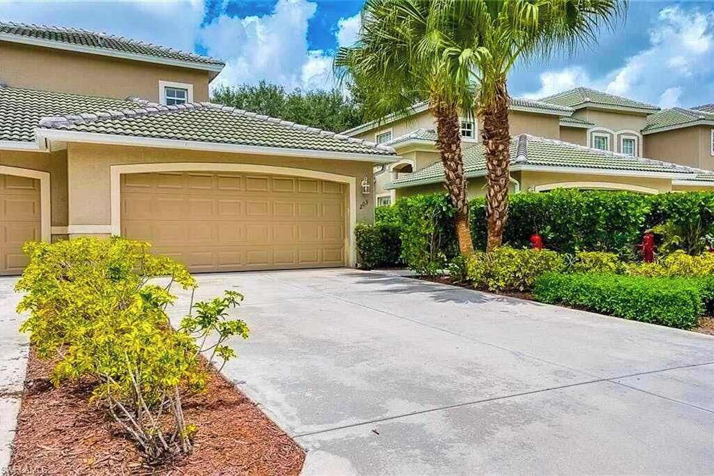 Photo of Outdoor in Naples