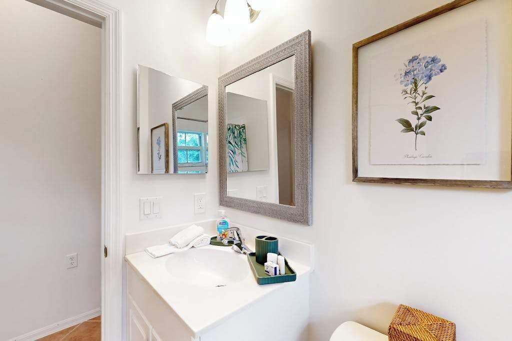 Photo of Bathroom in Naples