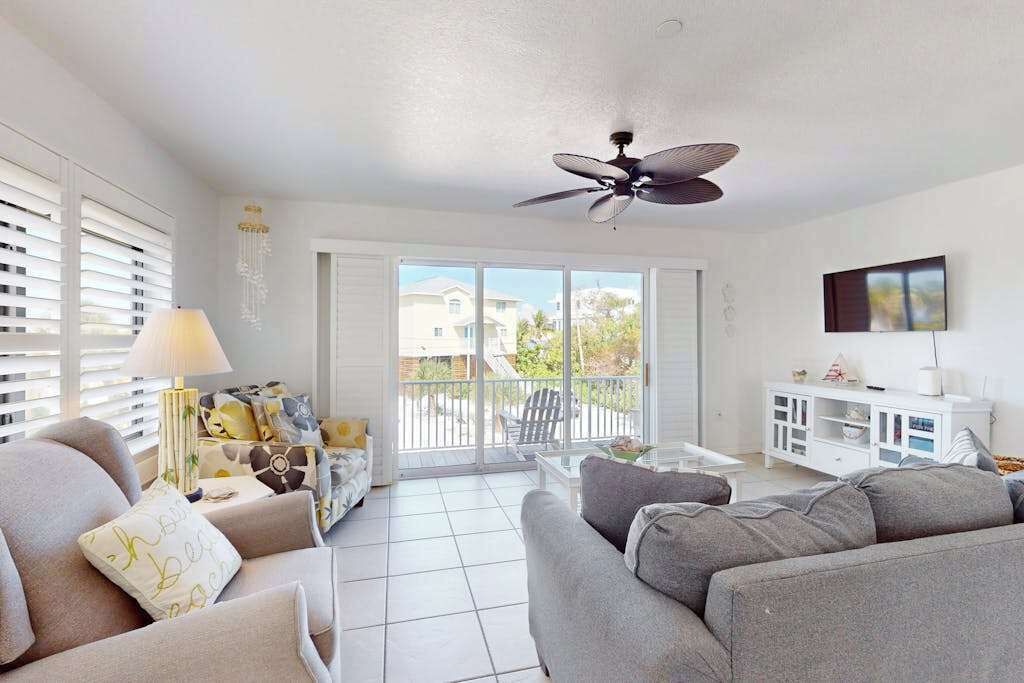 Photo of Livingroom in Englewood