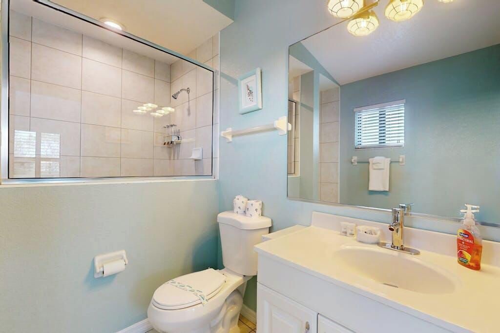 Photo of Bathroom in Englewood