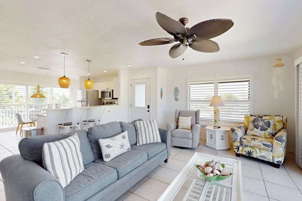 Photo of Livingroom in Englewood