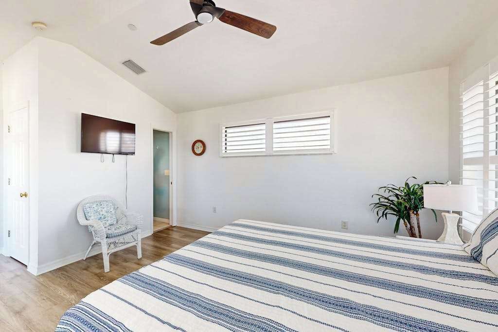 Photo of Bedroom in Englewood