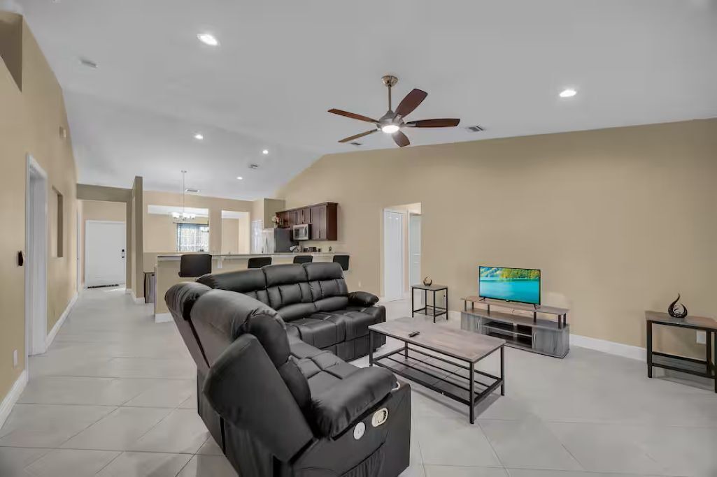 Photo of Livingroom in Port Saint Lucie