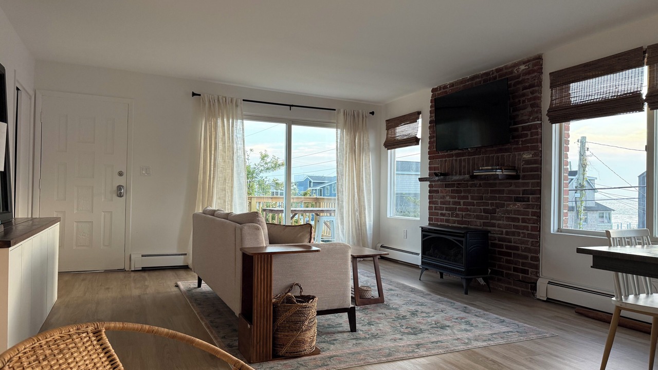 Photo of Livingroom in Harvey Cedars