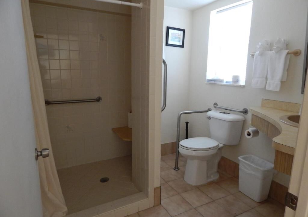 Photo of Bathroom in Little Torch Key