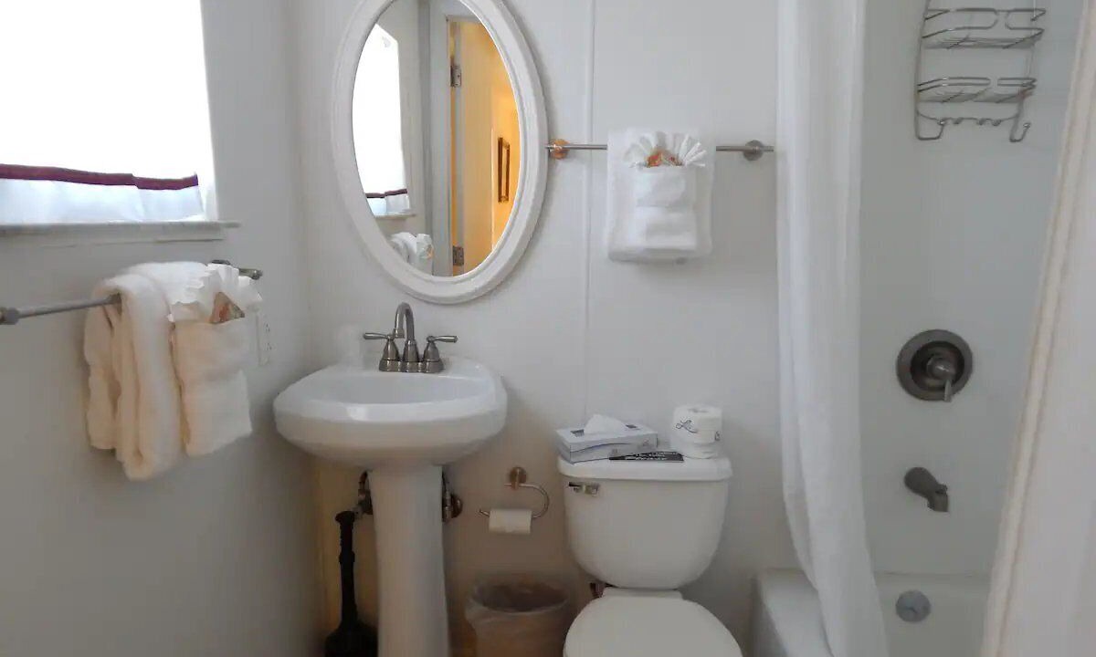 Photo of Bathroom in Little Torch Key