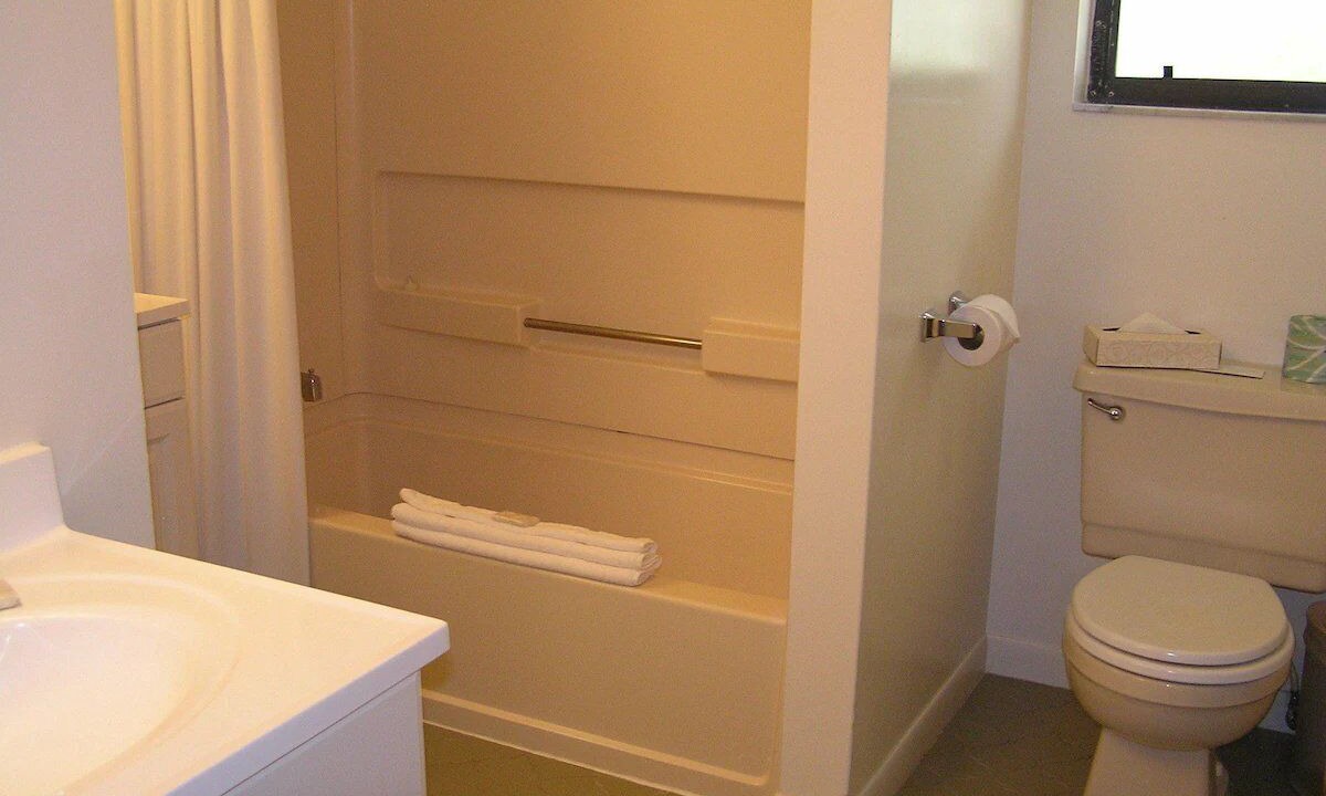 Photo of Bathroom in Little Torch Key