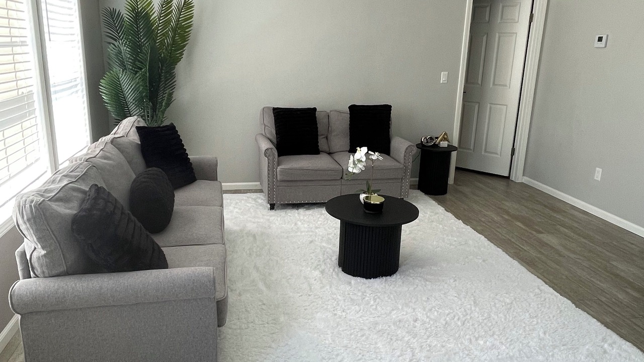 Photo of Livingroom in Okeechobee