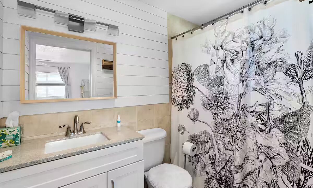 Photo of Bathroom in Riverside