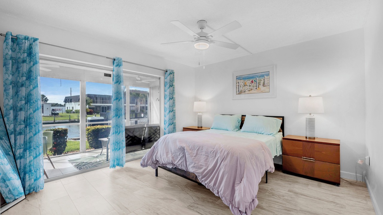 Photo of Bedroom in Caloosahatchee
