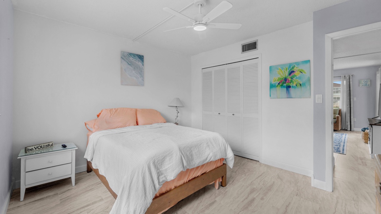Photo of Bedroom in Caloosahatchee