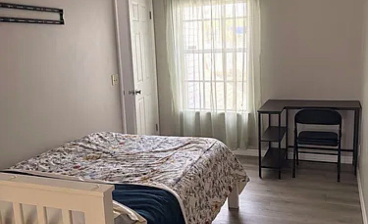 Photo of Bedroom in Lake Magdalene