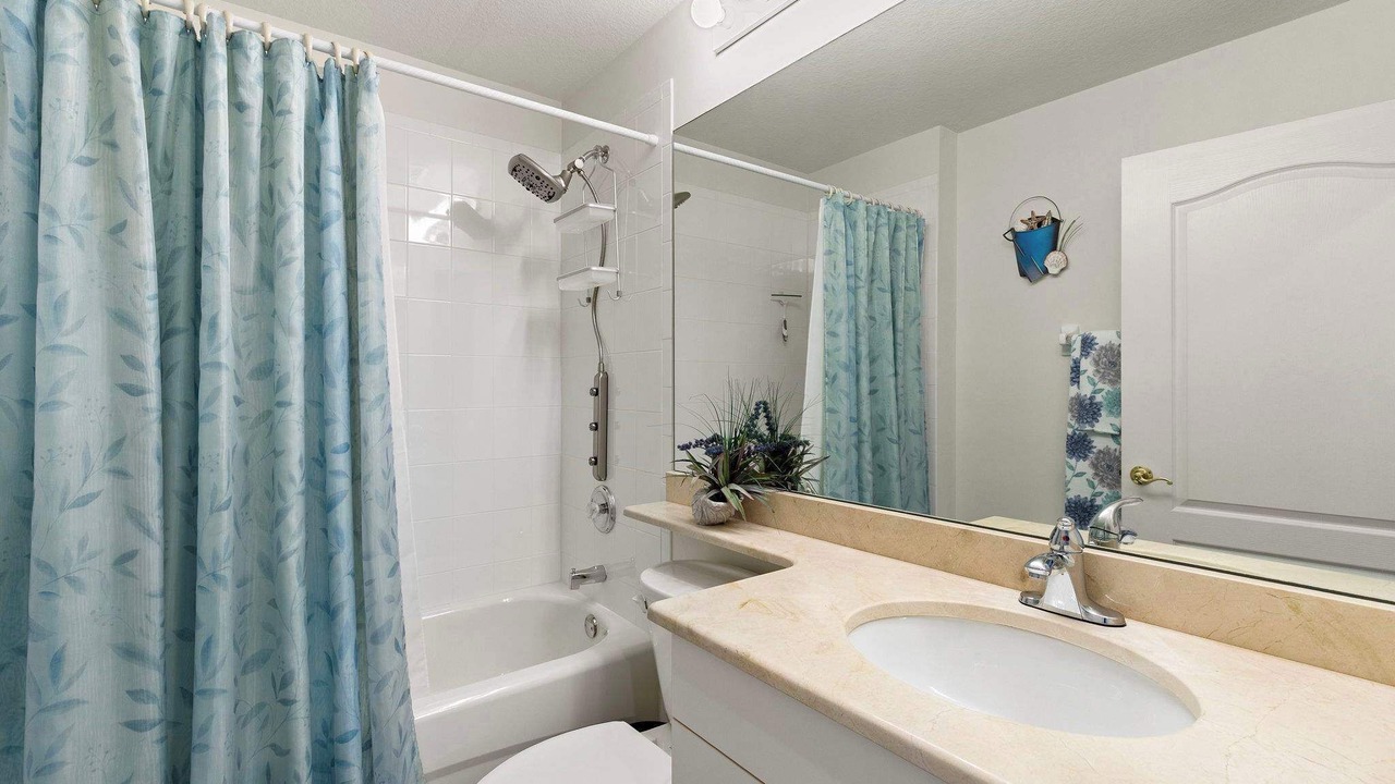 Photo of Bathroom in Naples