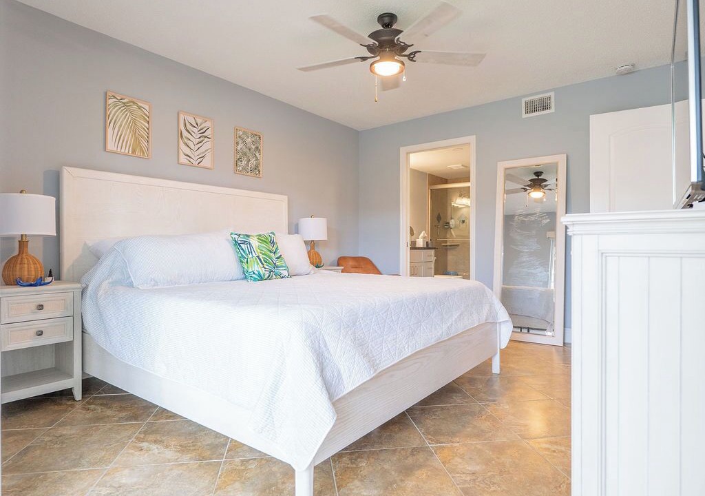 Photo of Bedroom in Imperial Golf Estates