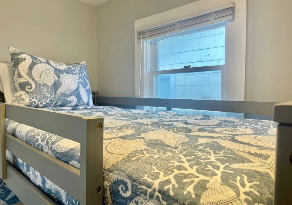 Photo of Bedroom in Lake Worth