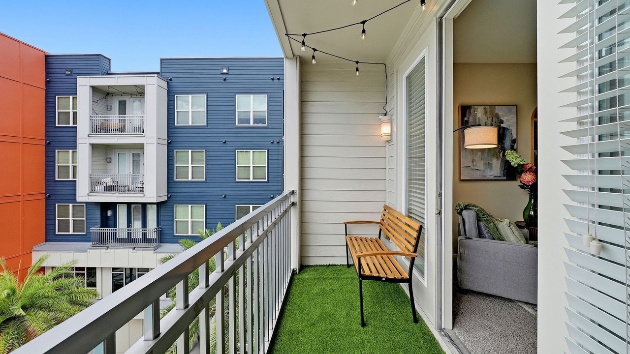 Photo of Outdoor in Courier City - Oscawana