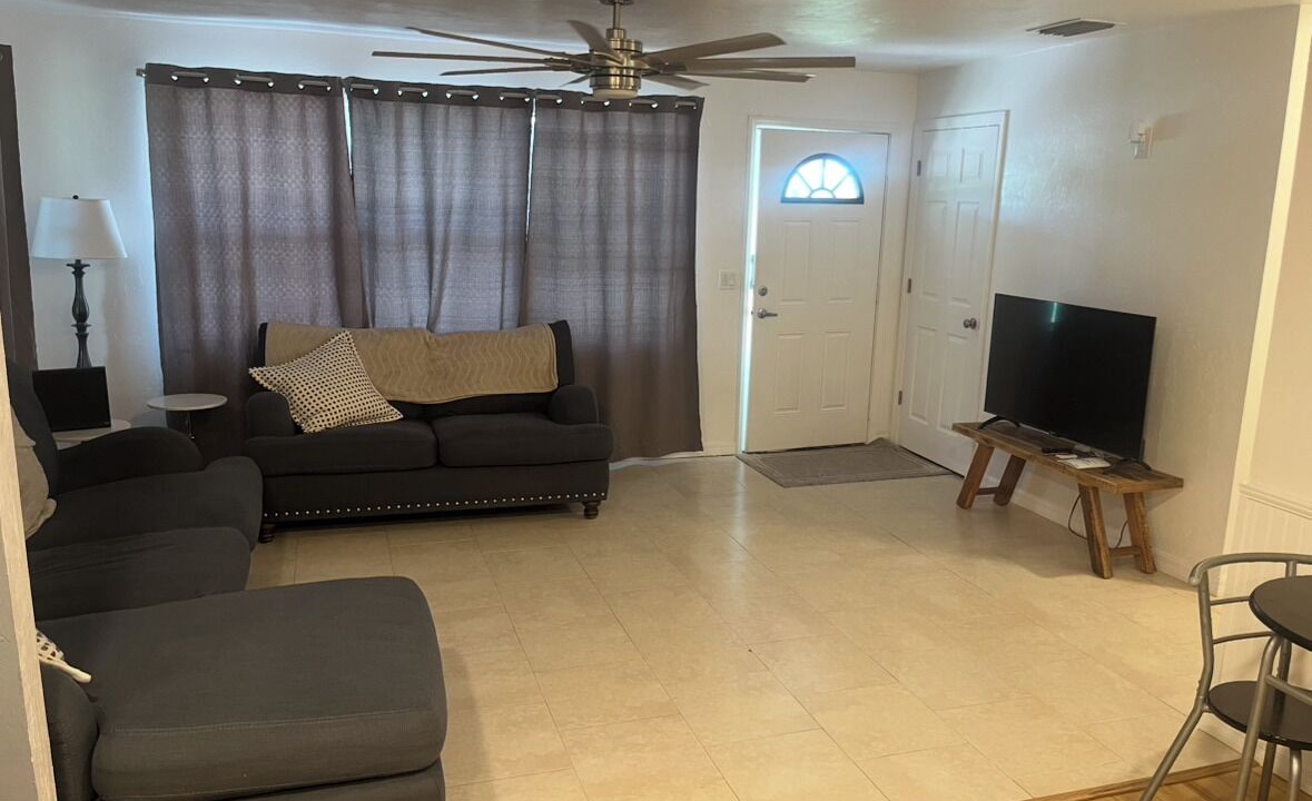 Photo of Livingroom in Fort Myers