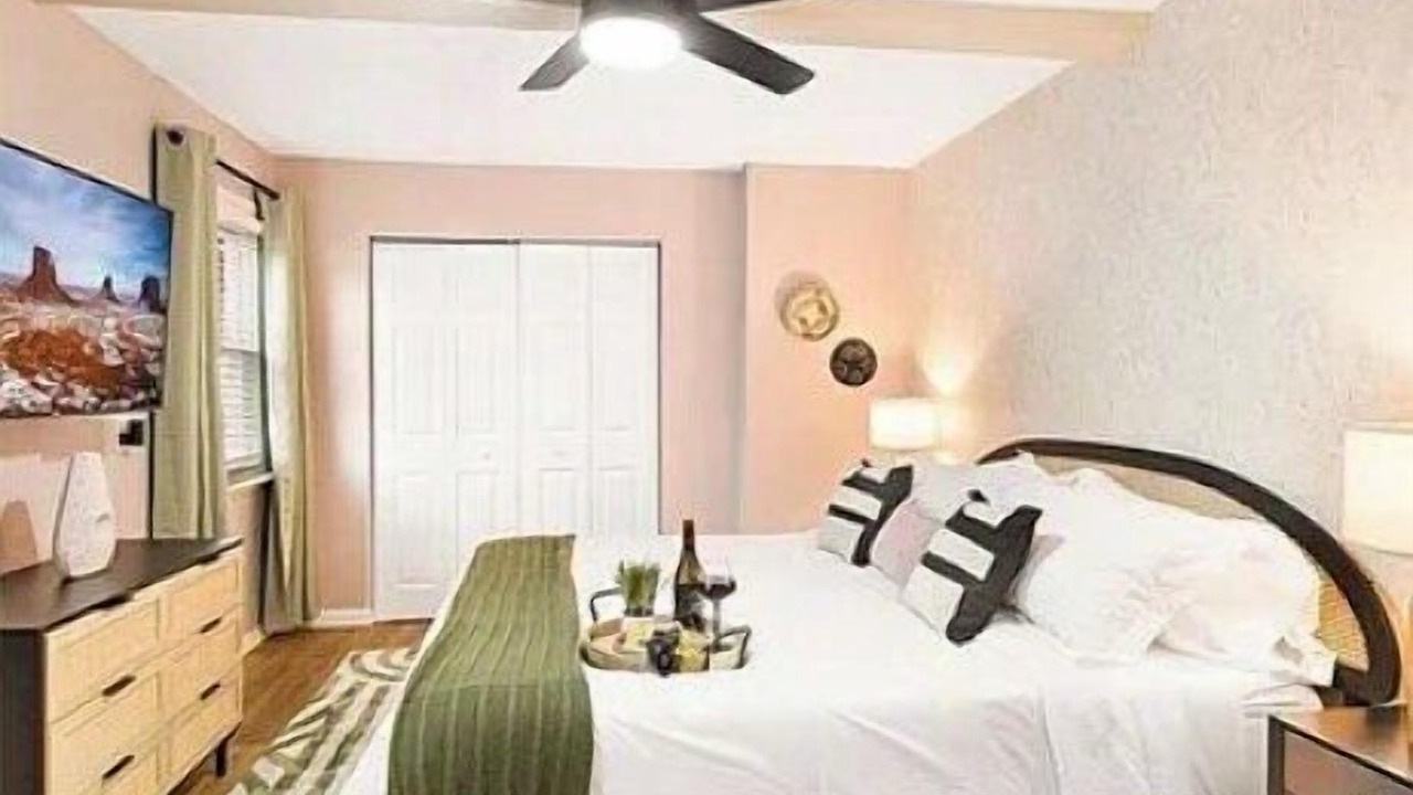 Photo of Bedroom in Old Seminole Heights
