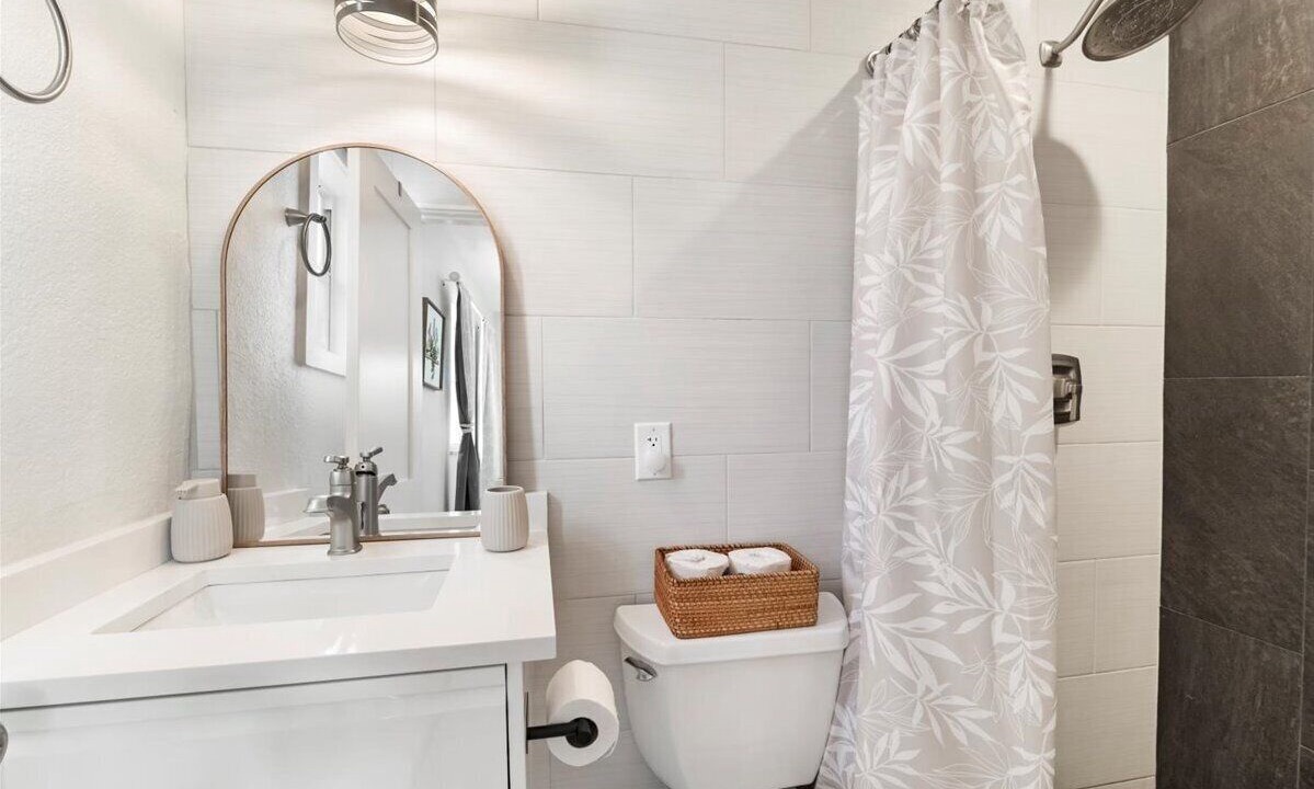 Photo of Bathroom in Shore Acres