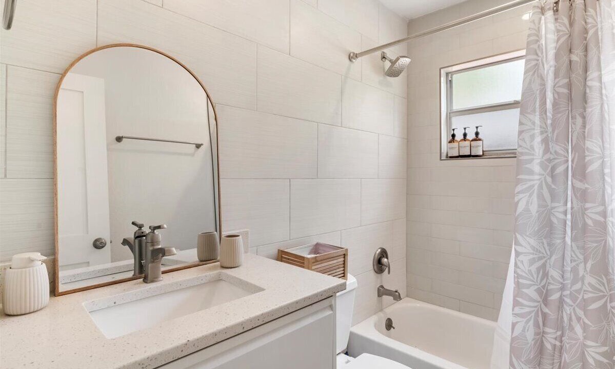 Photo of Bathroom in Shore Acres