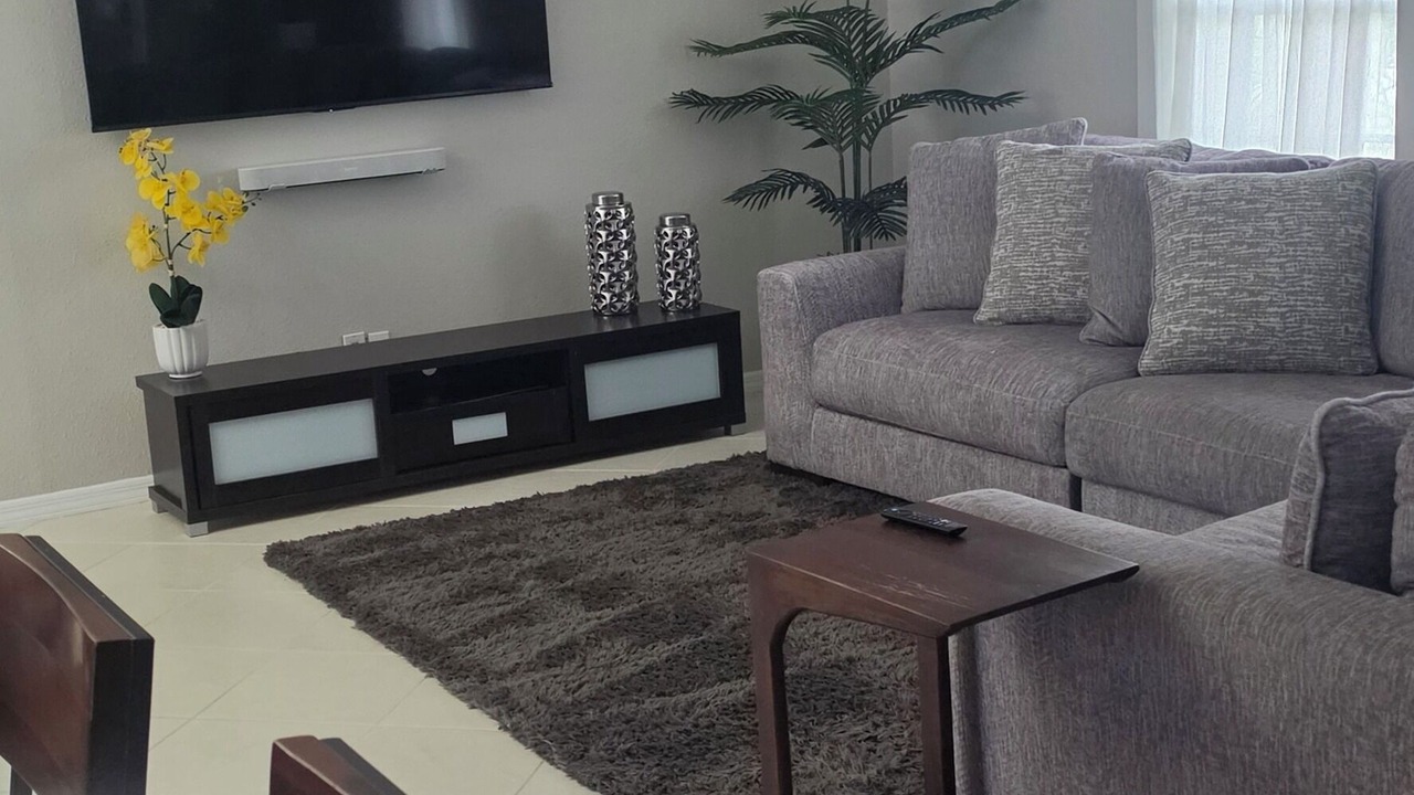 Photo of Livingroom in Whitfield