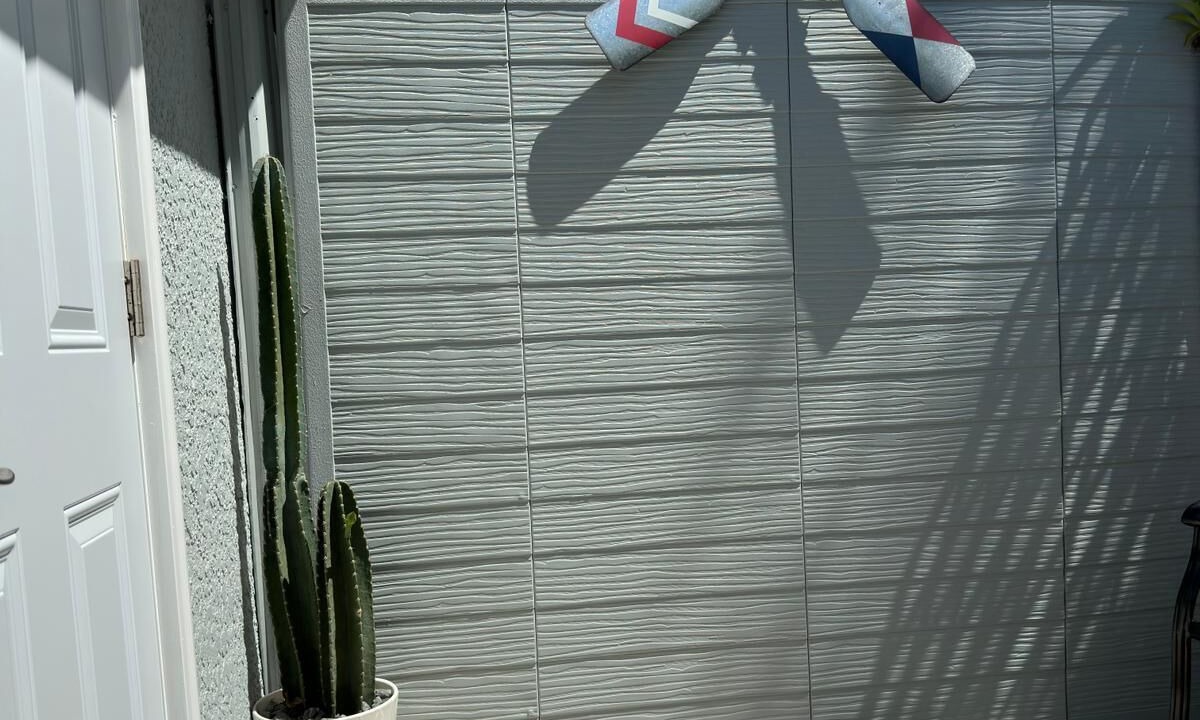 Photo of Outdoor in Parkdale