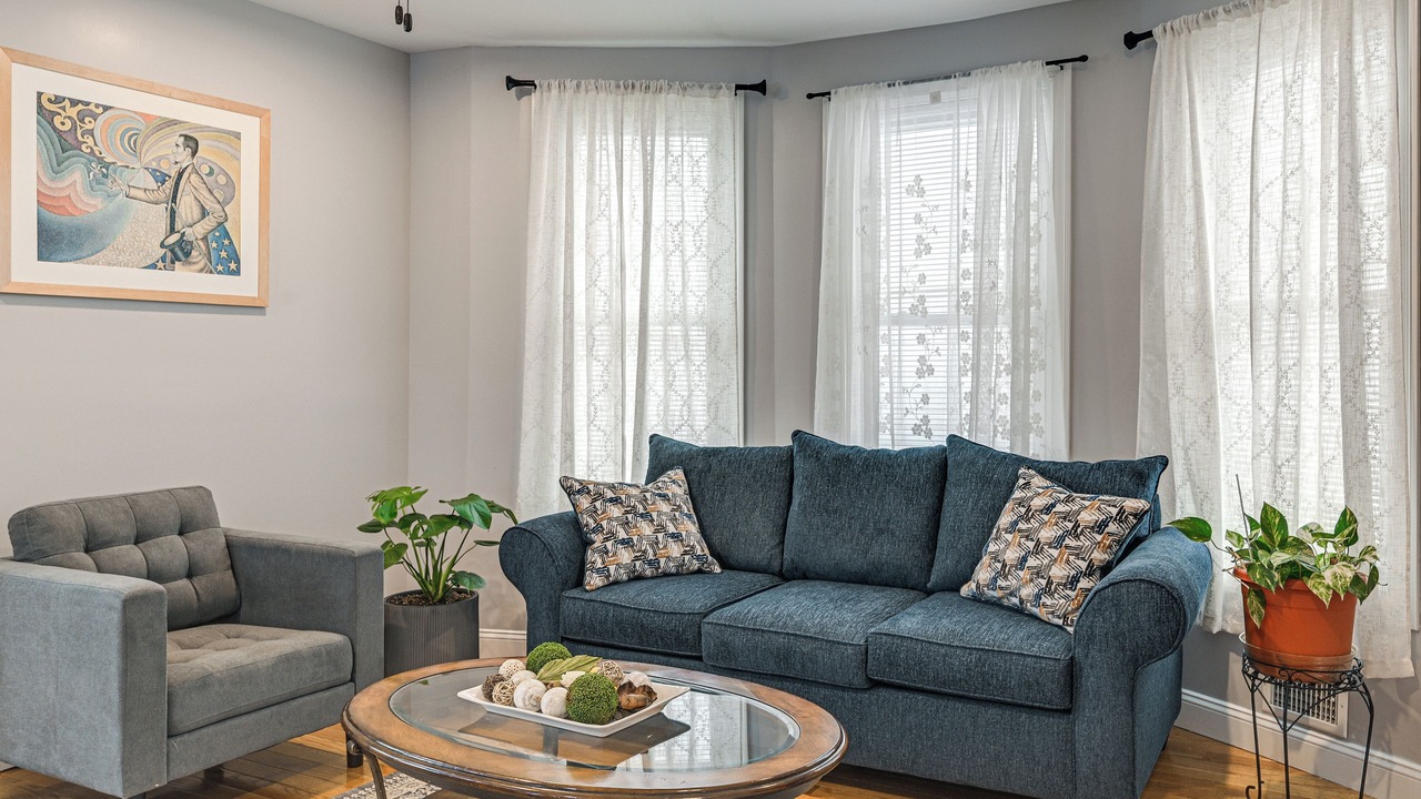 Photo of Bedroom in South Side