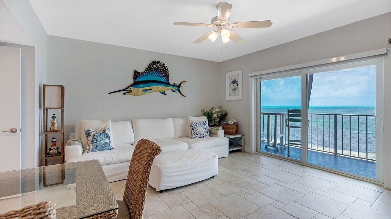 Photo of Livingroom in Layton