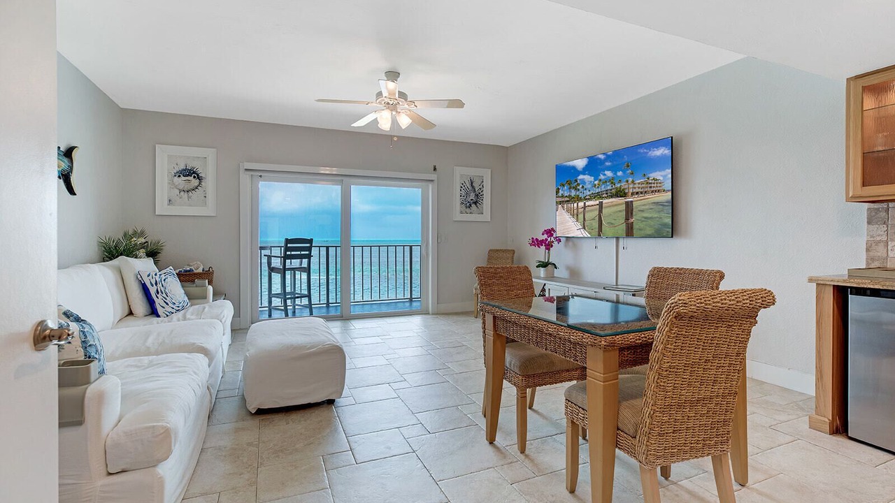 Photo of Livingroom in Layton