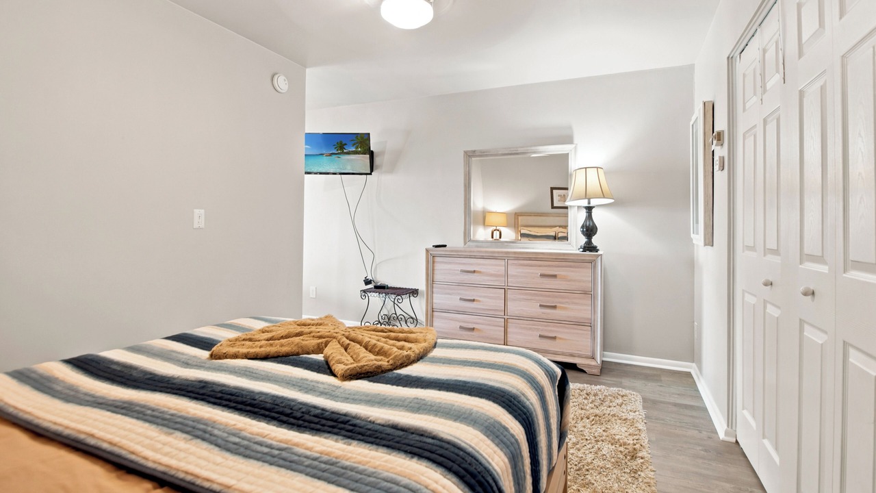 Photo of Bedroom in Isles of Capri