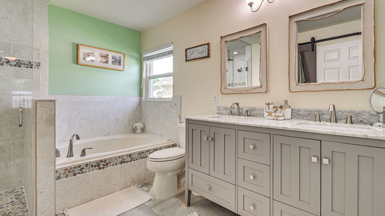 Photo of Bathroom in Rockledge