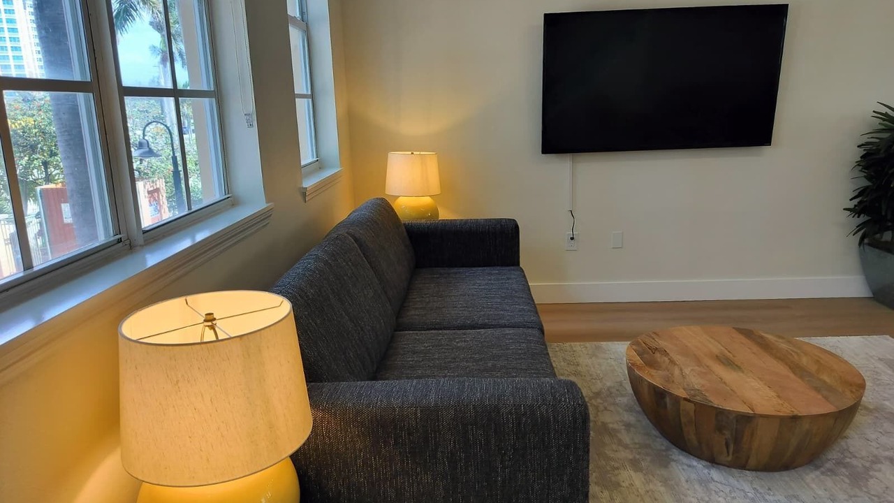 Photo of Livingroom in Hallandale Beach