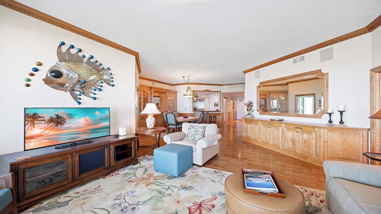 Photo of Livingroom in Park Shore