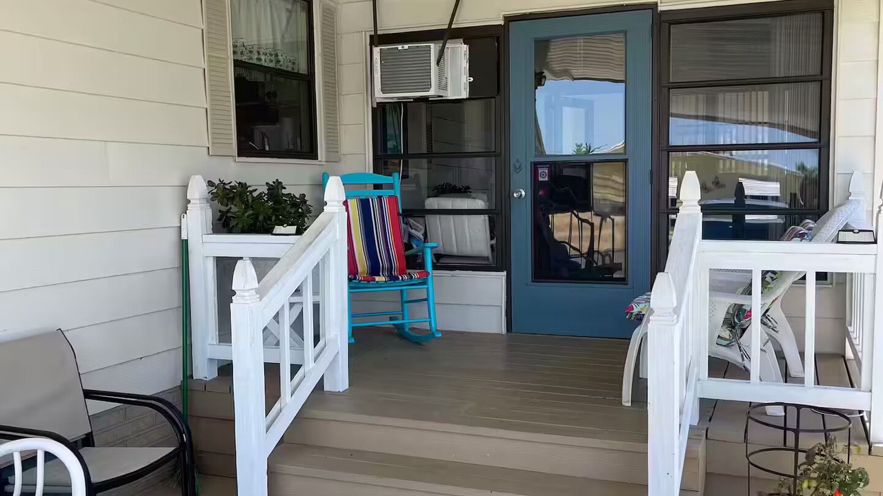 Photo of Patio Balcony in Barefoot Bay