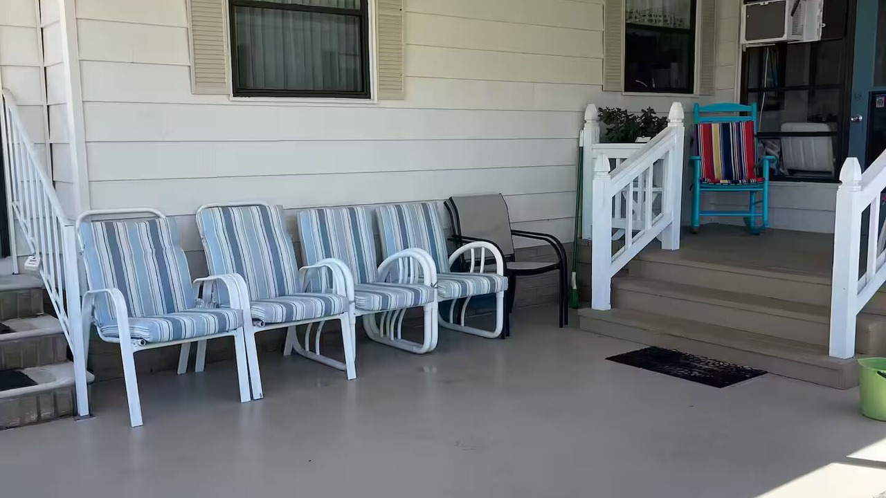 Photo of Patio Balcony in Barefoot Bay