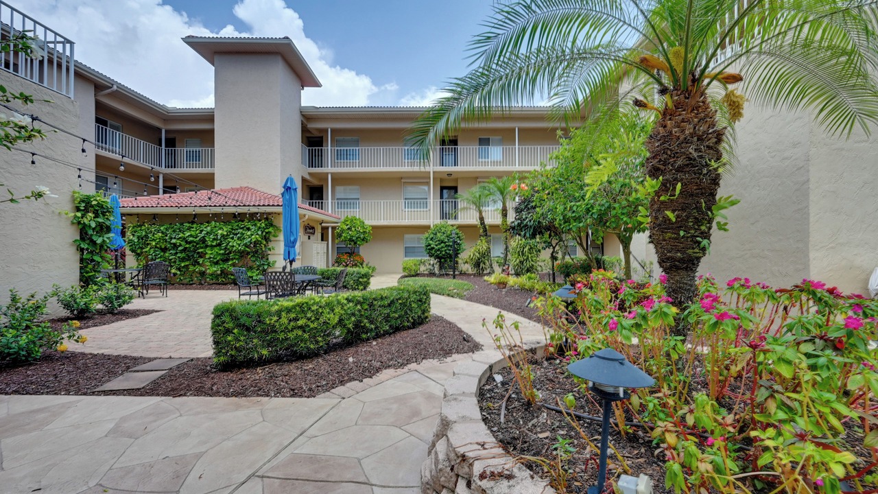 Photo of Outdoor in East Naples