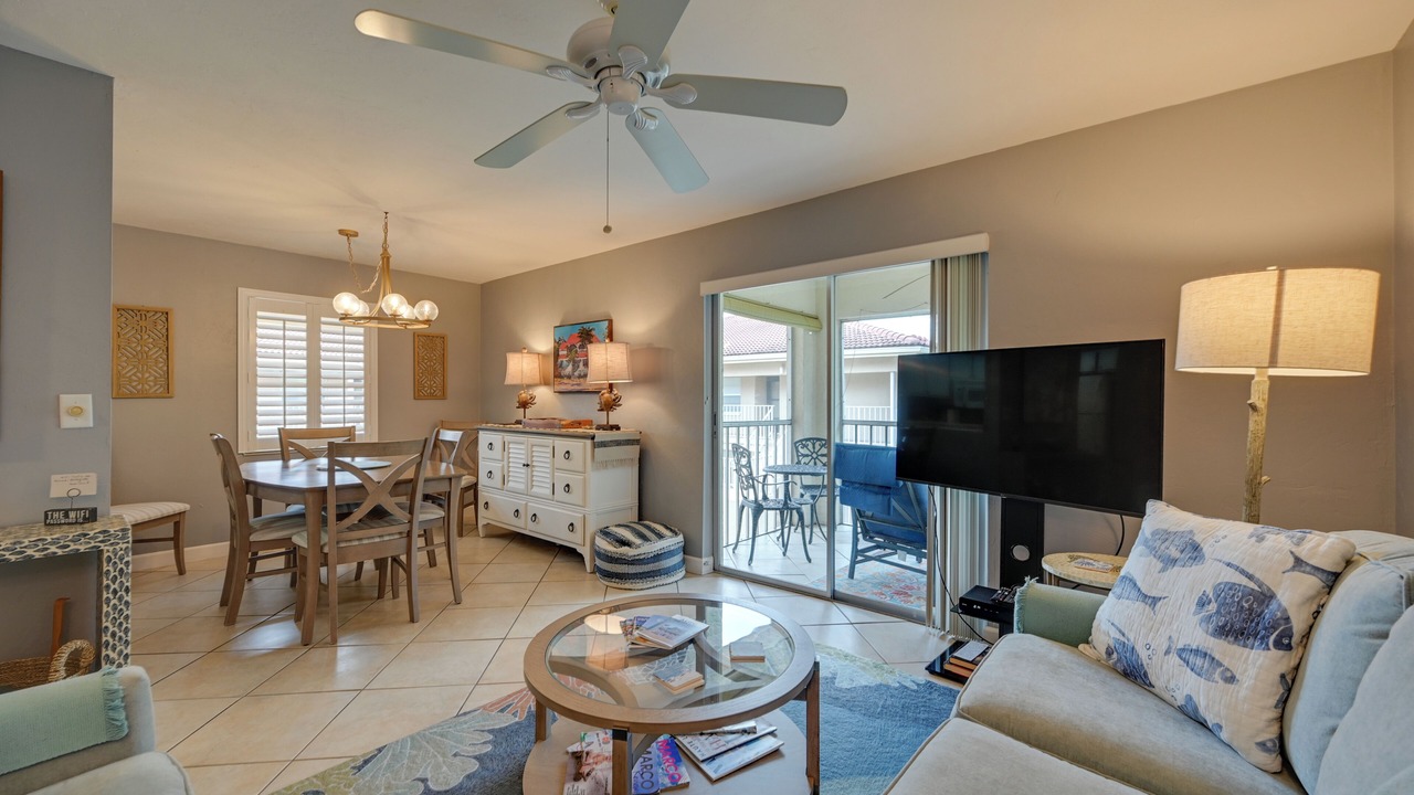 Photo of Livingroom in East Naples