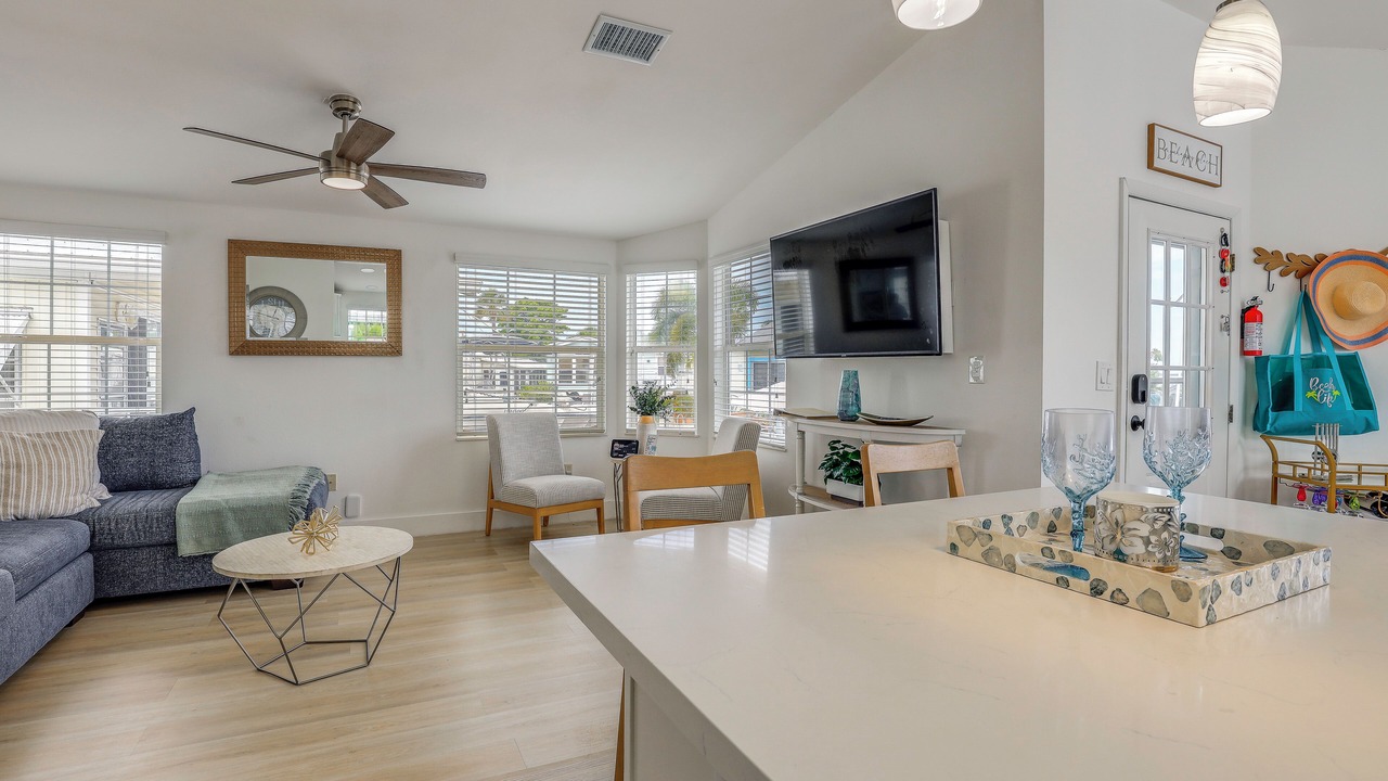 Photo of Livingroom in Nettles Island