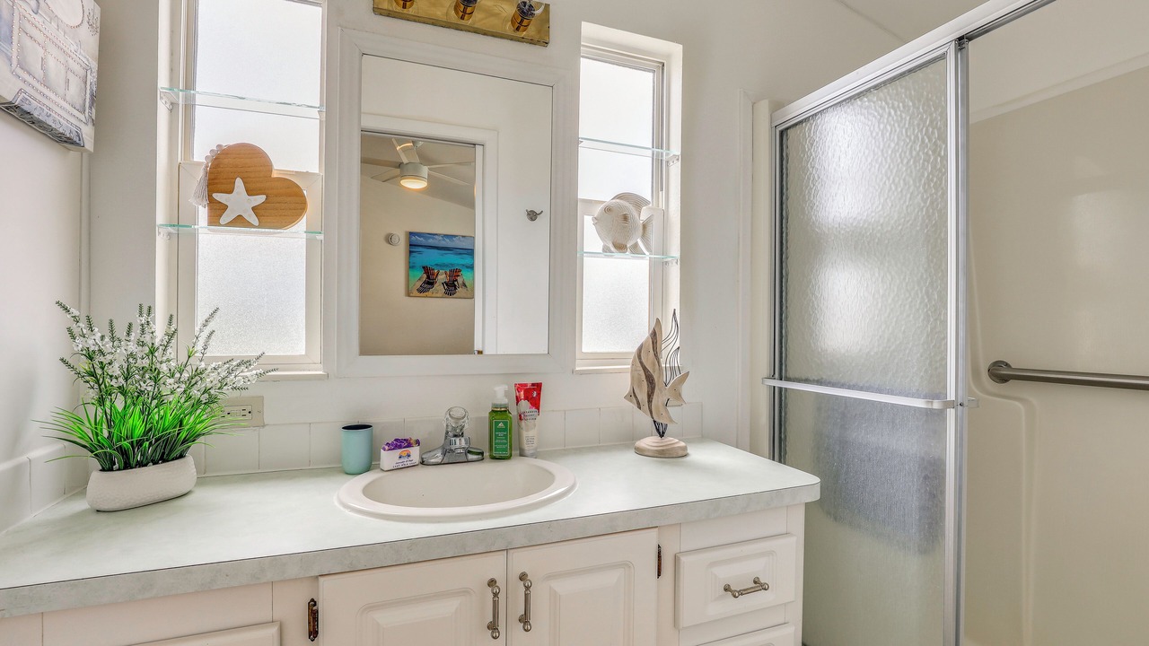 Photo of Bathroom in Nettles Island