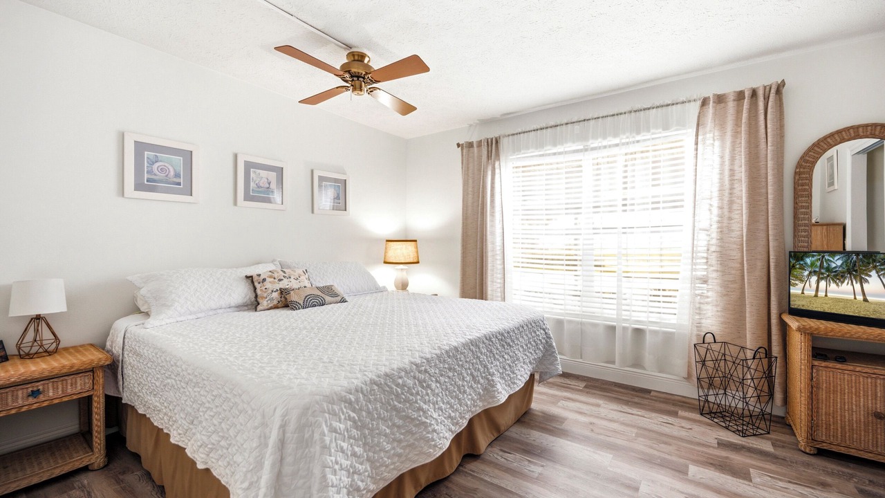 Photo of Bedroom in Caloosahatchee