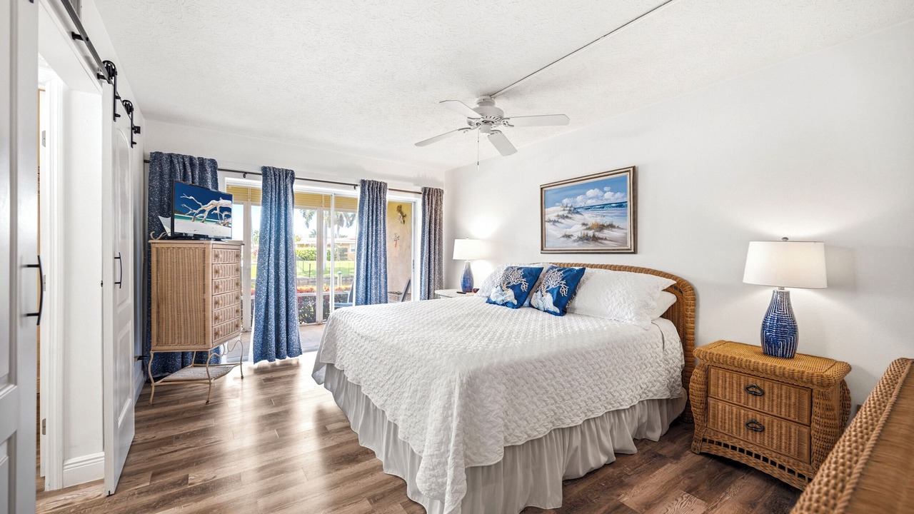 Photo of Bedroom in Caloosahatchee
