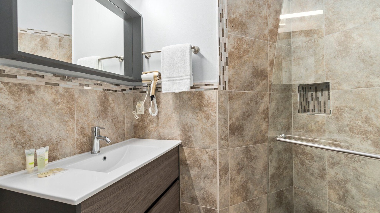 Photo of Bathroom in Port Saint Lucie