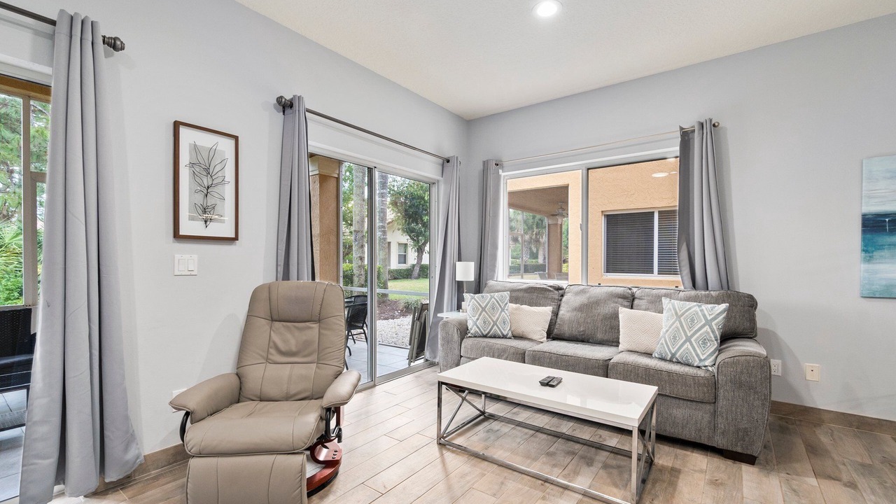 Photo of Livingroom in Port Saint Lucie