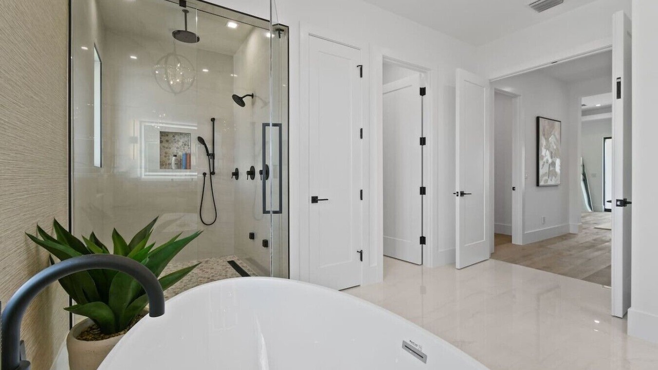 Photo of Bathroom in Florida North Atlantic Coast