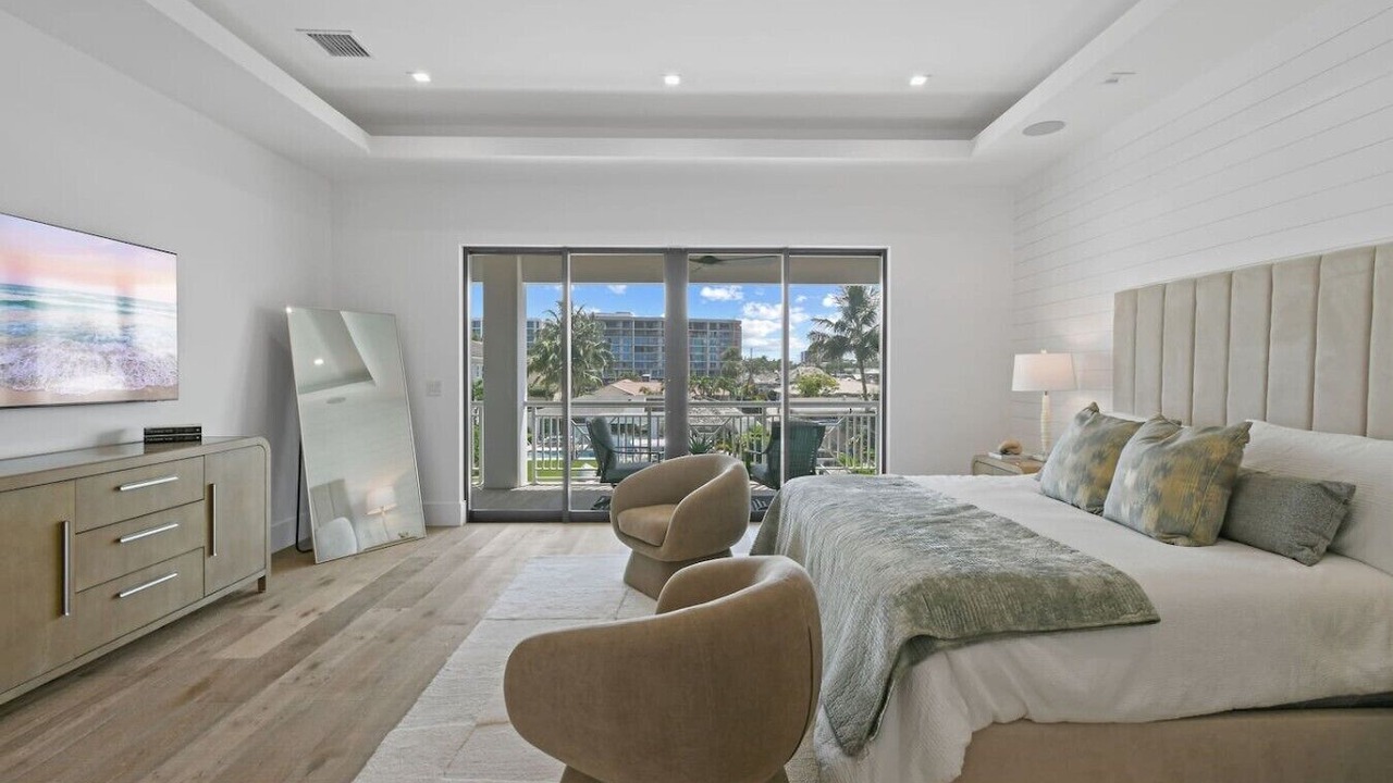 Photo of Bedroom in Florida North Atlantic Coast