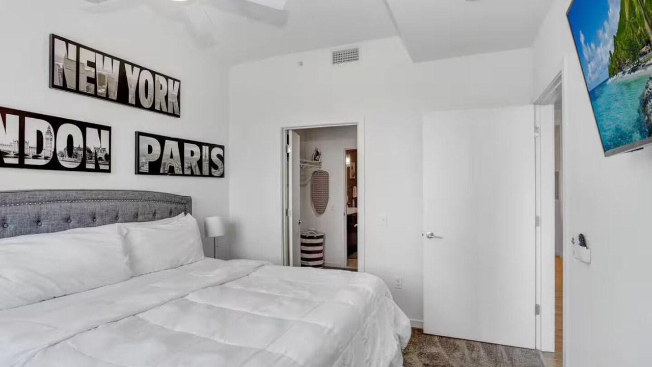 Photo of Bedroom in Downtown Tampa