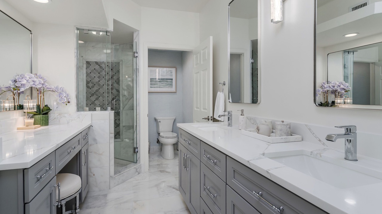 Photo of Bathroom in Naples