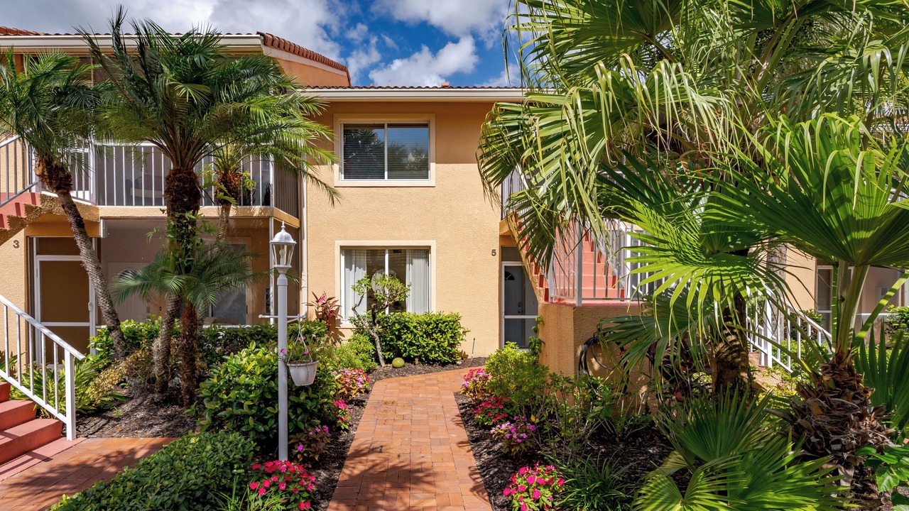Photo of Outdoor in Naples