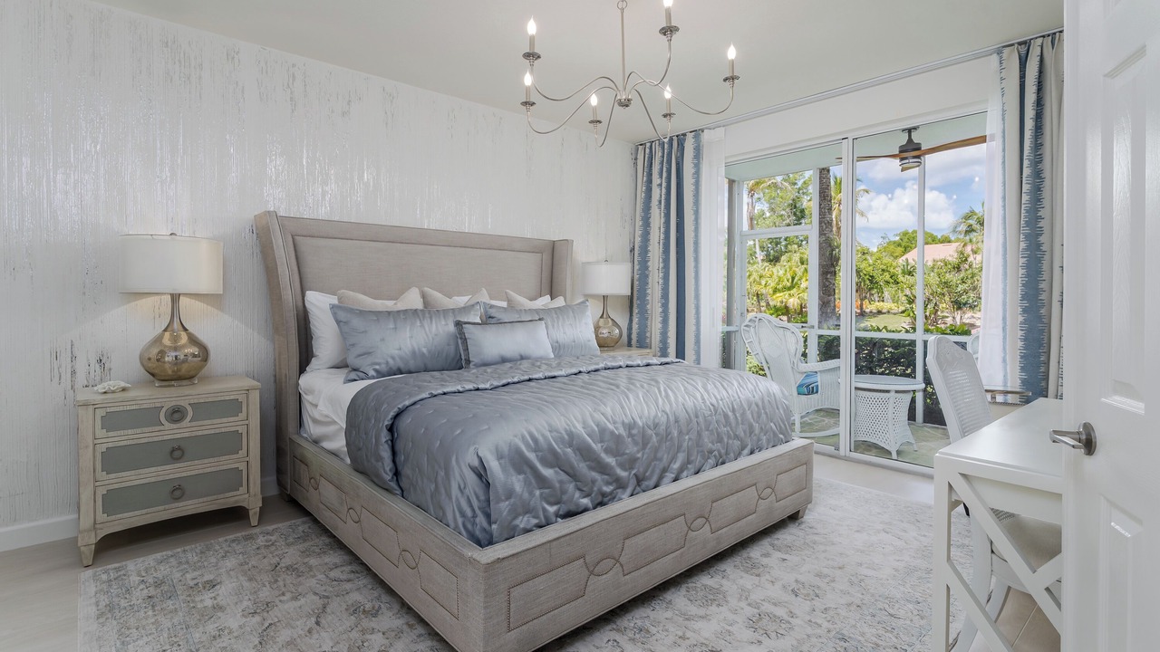 Photo of Bedroom in Naples