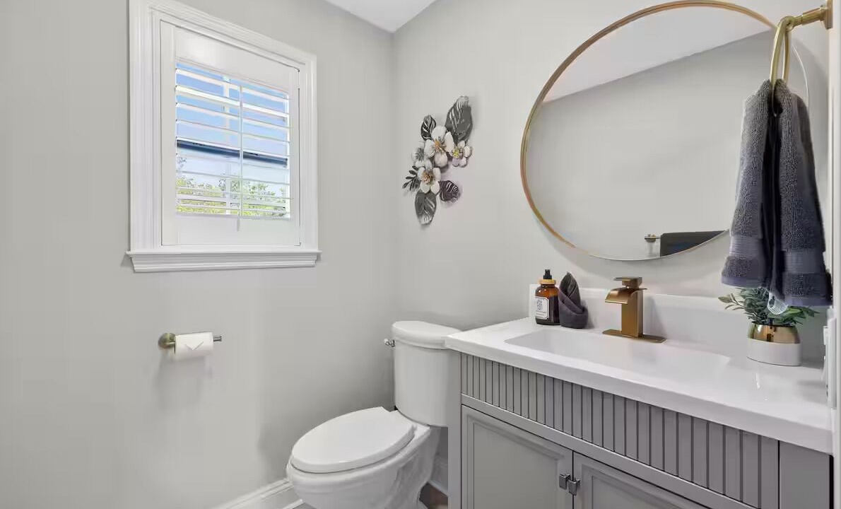 Photo of Bathroom in Biggar